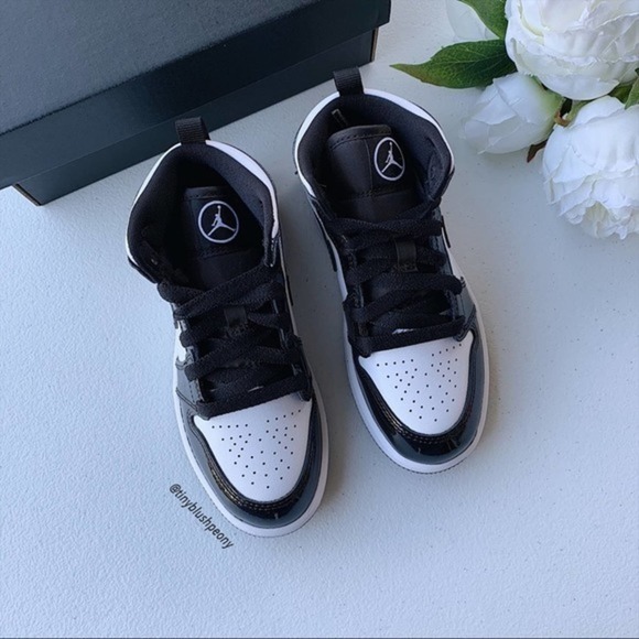 Nike Air Jordan 1 Mid (PS)  NWT - Picture 10 of 10